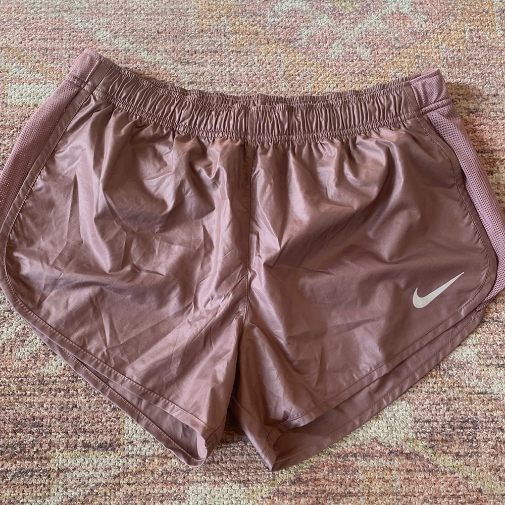 Nike Dri-FIT Mid-Rise Shorts
